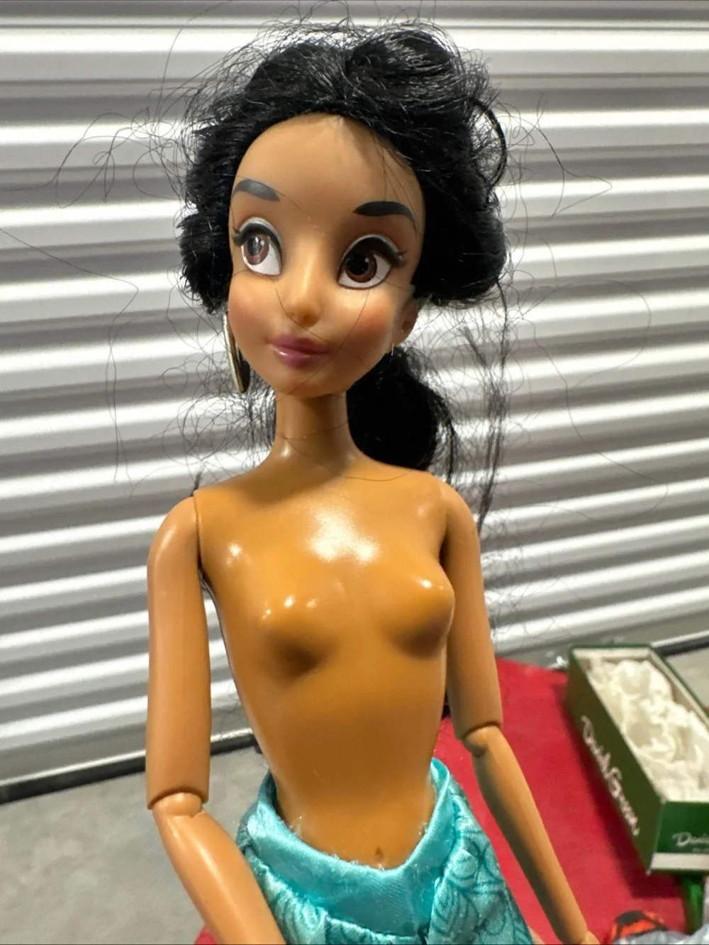 Jasmine from Aladdin, Disney princess doll Disney stores 2010s